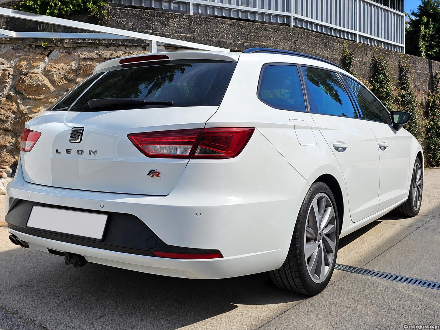 Seat Leon ST FR - 15 — photo 3