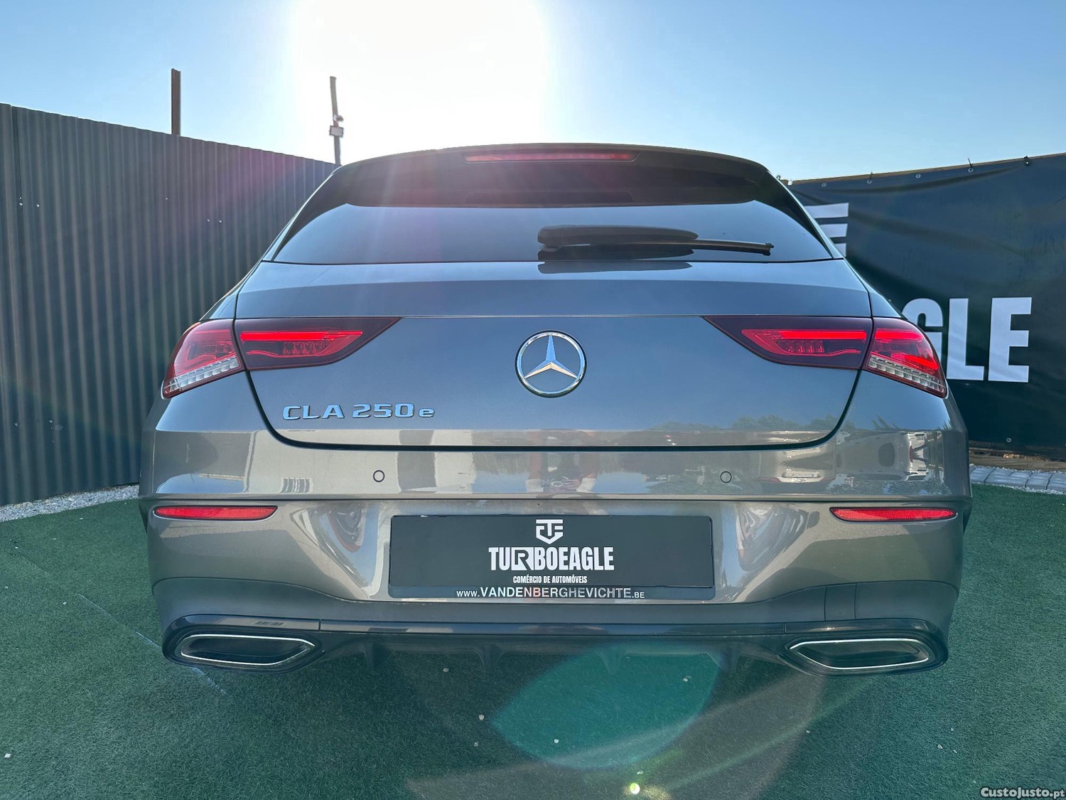 Mercedes-Benz CLA 250 E AMG 2021 - 21 foto 5
