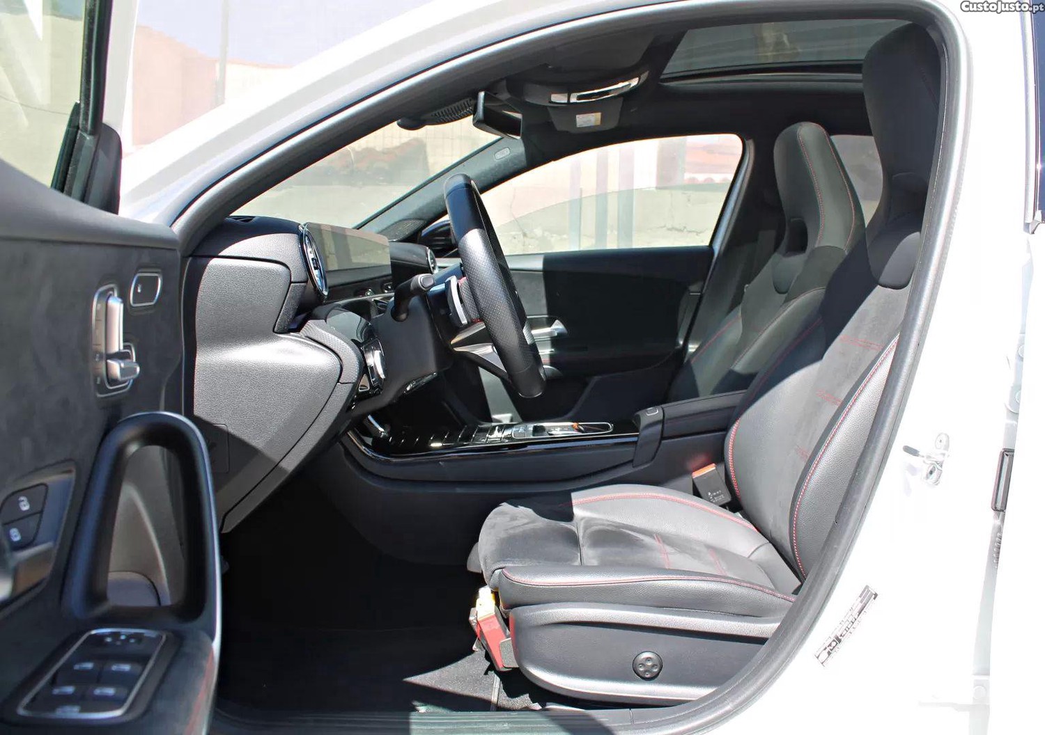 Mercedes-Benz A 180 7g-dct amg line — fotografia 14