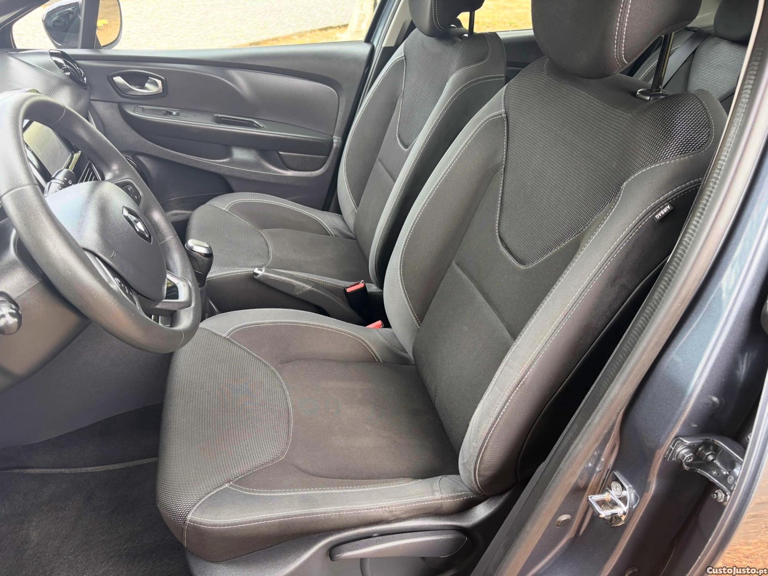 Renault Clio 1.5 DCI — fotografia 3