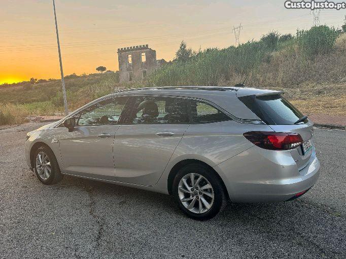 Opel Astra SPORTS TOURER — fotografia 9