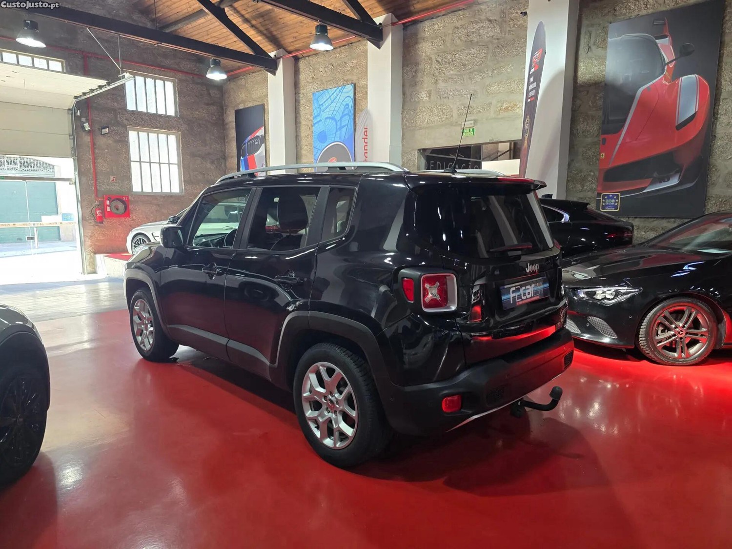 Jeep Renegade 1.6 MJD Limited — photo 3