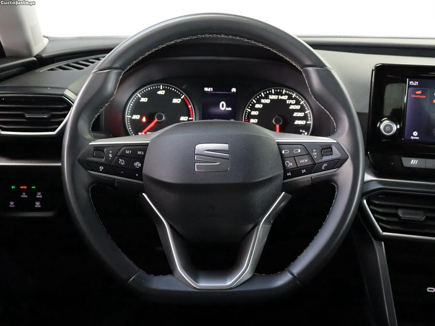 SEAT Leon 2.0 TDI Style — fotografia 10