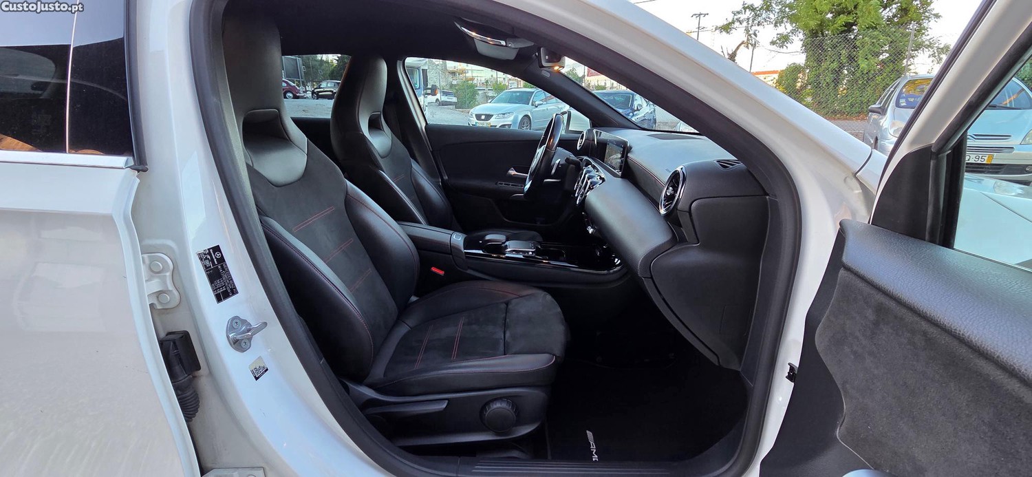 Mercedes-Benz A 180 AMG-Auto — fotografia 13