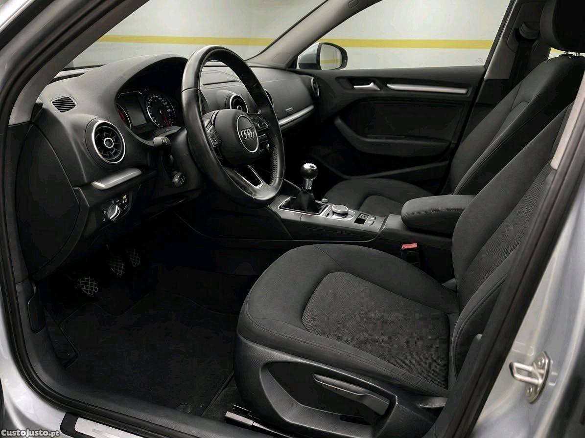 Audi A3 1.6 TDI 116cv S-Line NACIONAL — photo 5