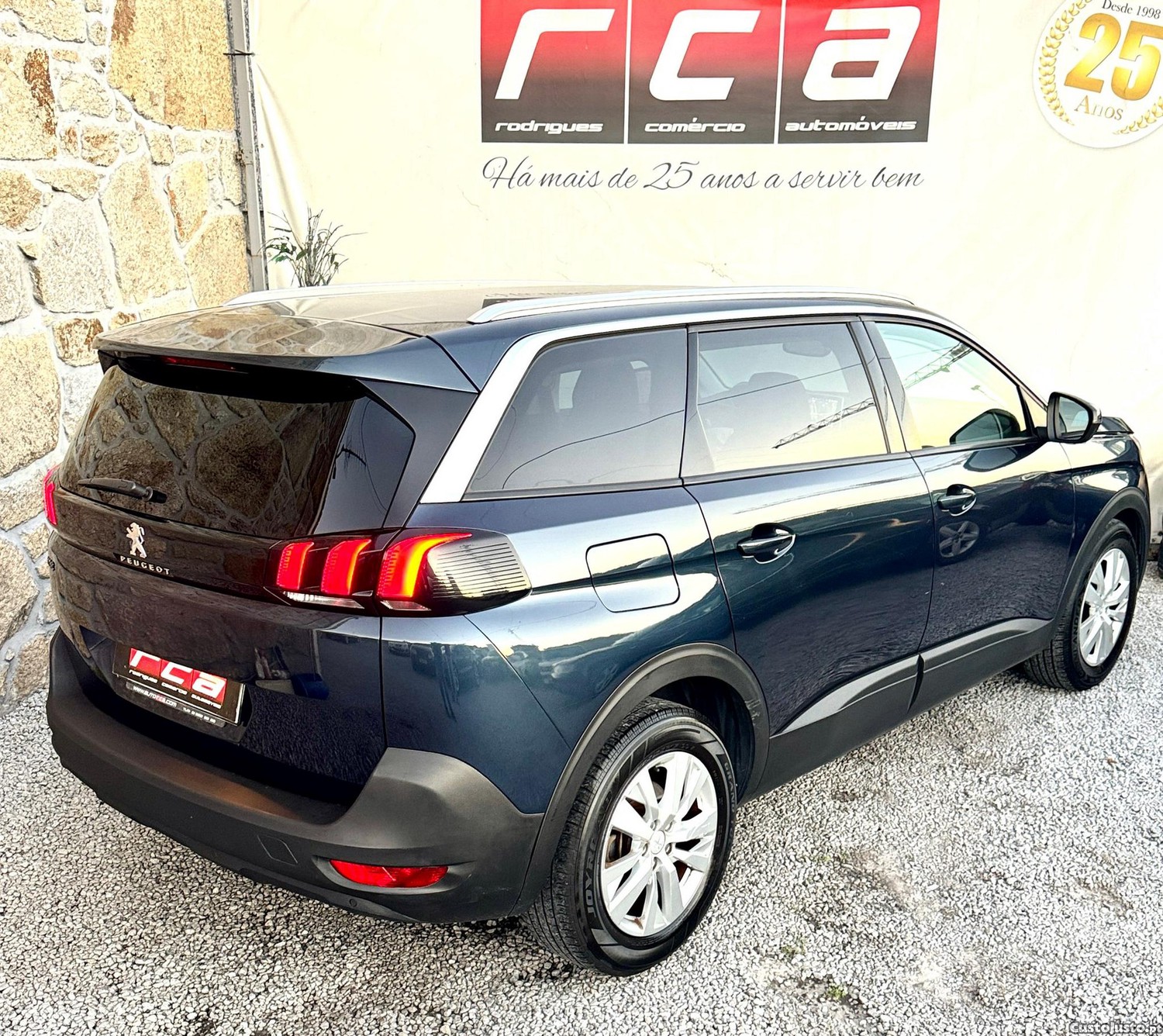 Peugeot 5008 1.6 BlueHDi Style EAT6 - 17 — photo 4