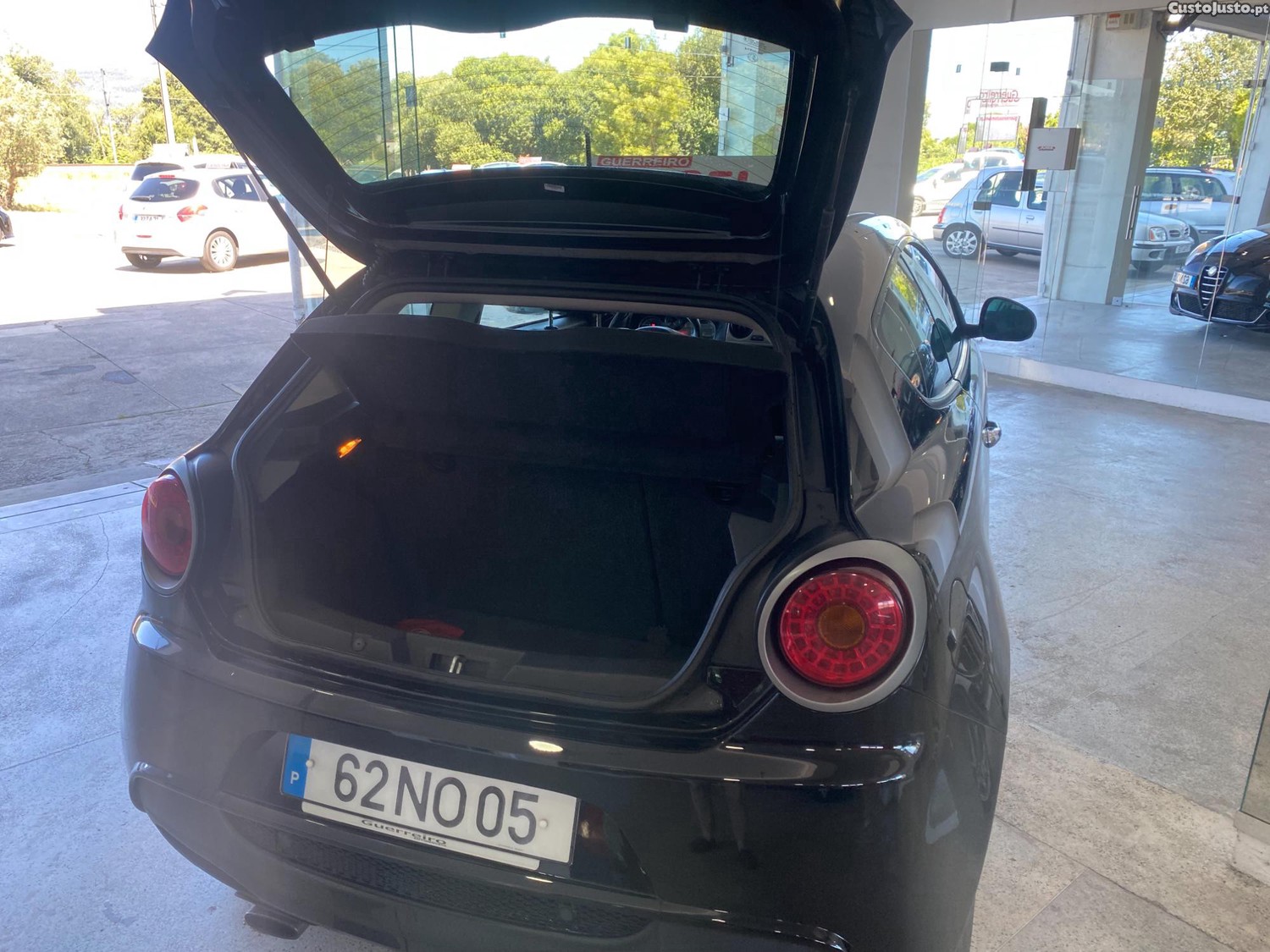 Alfa Romeo MiTo 1.3 JTD (202 Mil Km) — fotografia 2