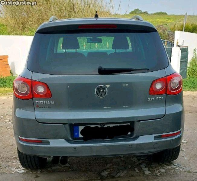 Volkswagen Tiguan 2.0 Tdi 4Motion 140cv — fotografia 3