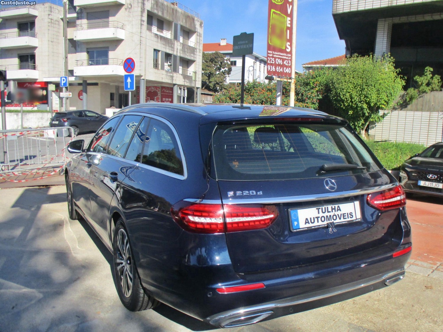 Mercedes-Benz E 220 D - 21 — photo 2