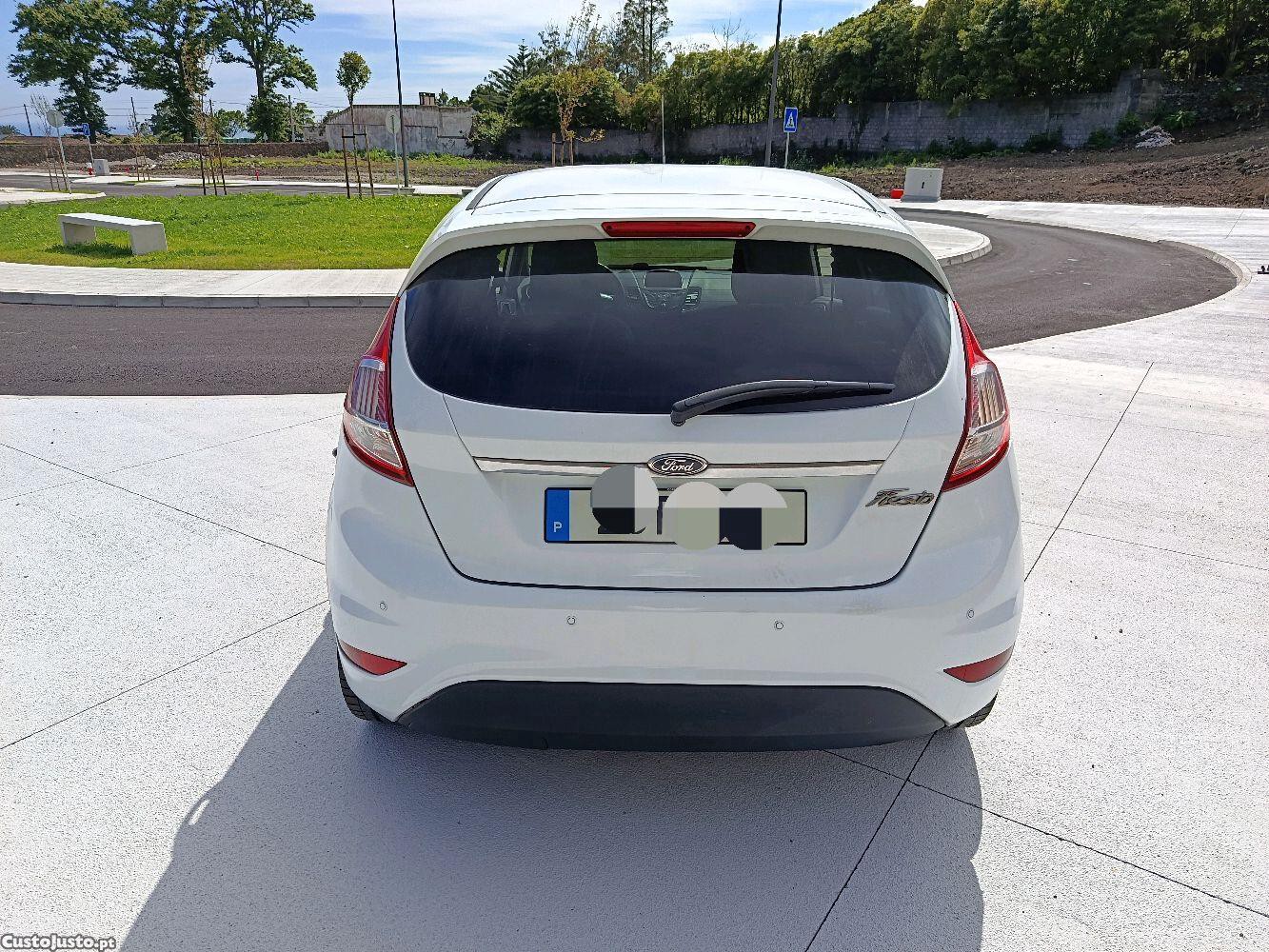 Ford Fiesta 1.5 diesel - 16 — photo 5