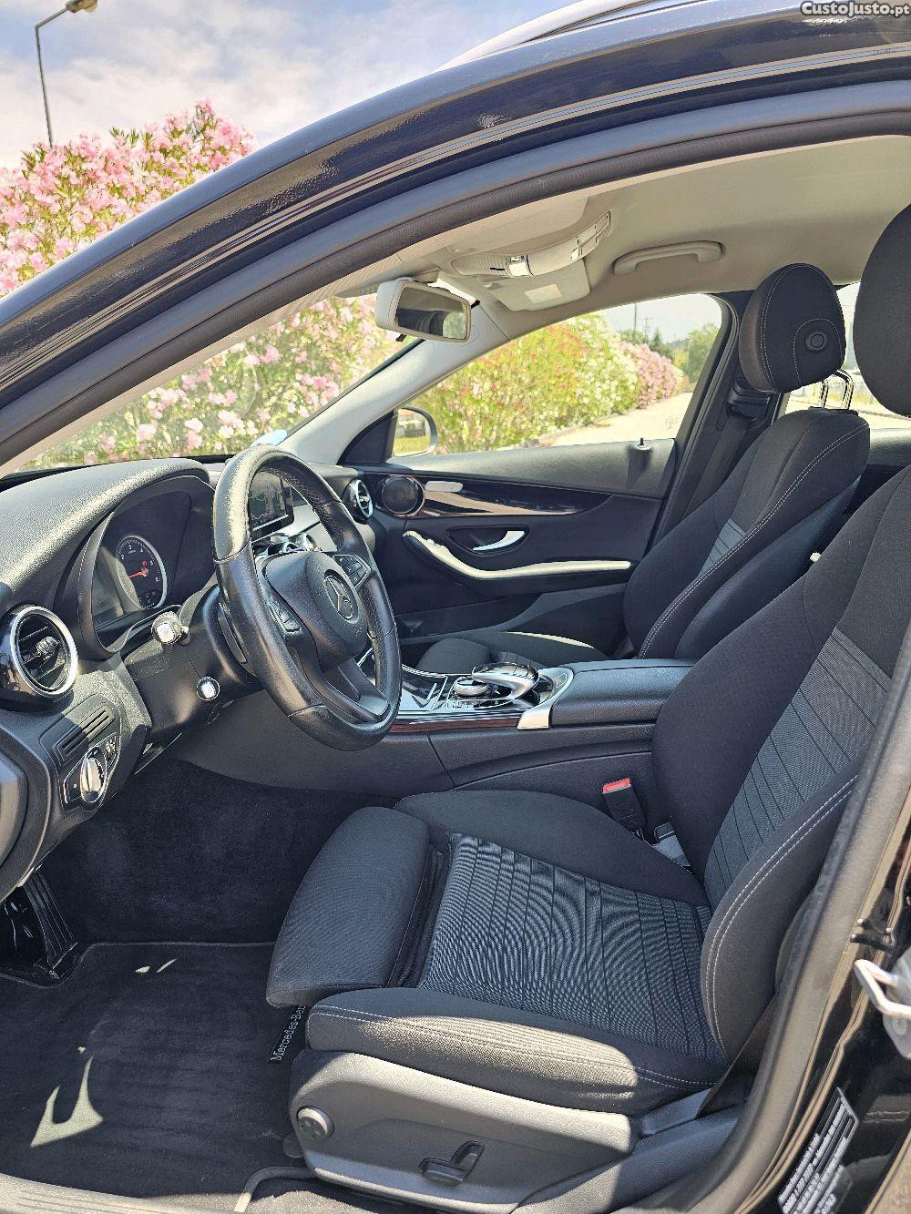 Mercedes-Benz C 220 D BlueTec — fotografia 7