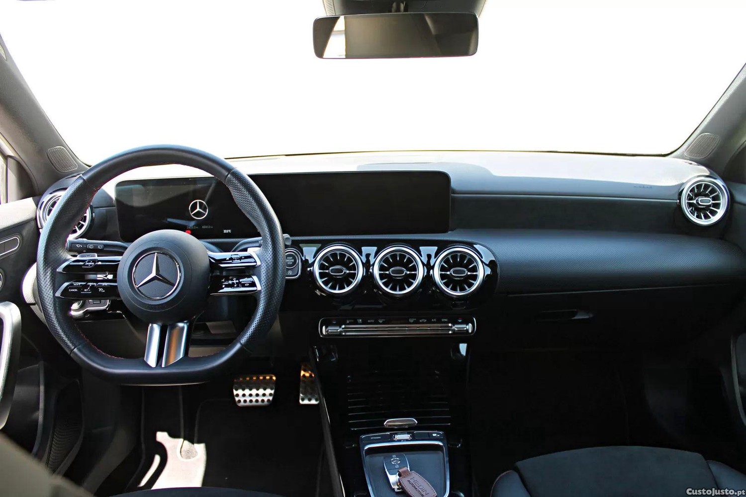 Mercedes-Benz A 180 7g-dct amg line — fotografia 12