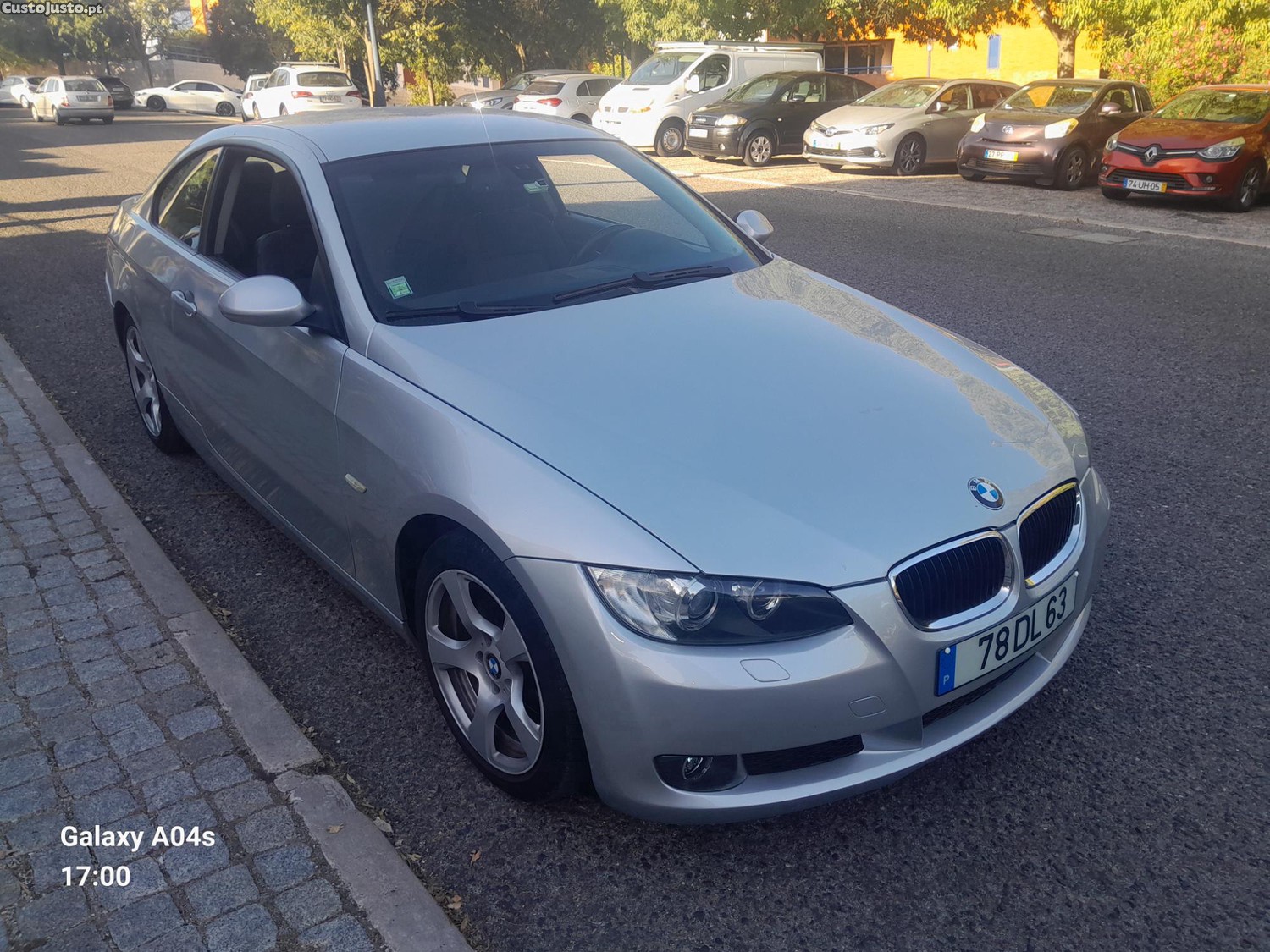BMW 320 320d Coupé - 07 — photo 3