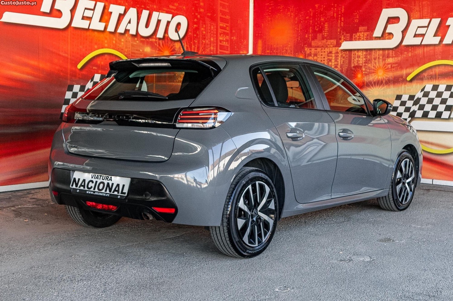 Peugeot 208 1.2 Pure Tech ACTIVE - 24 — photo 5