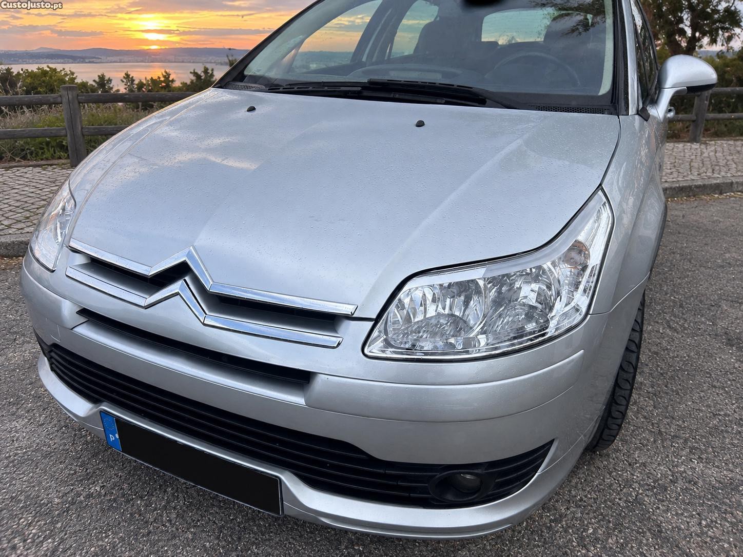 Citroën C4 1.4 - 07 — photo 3