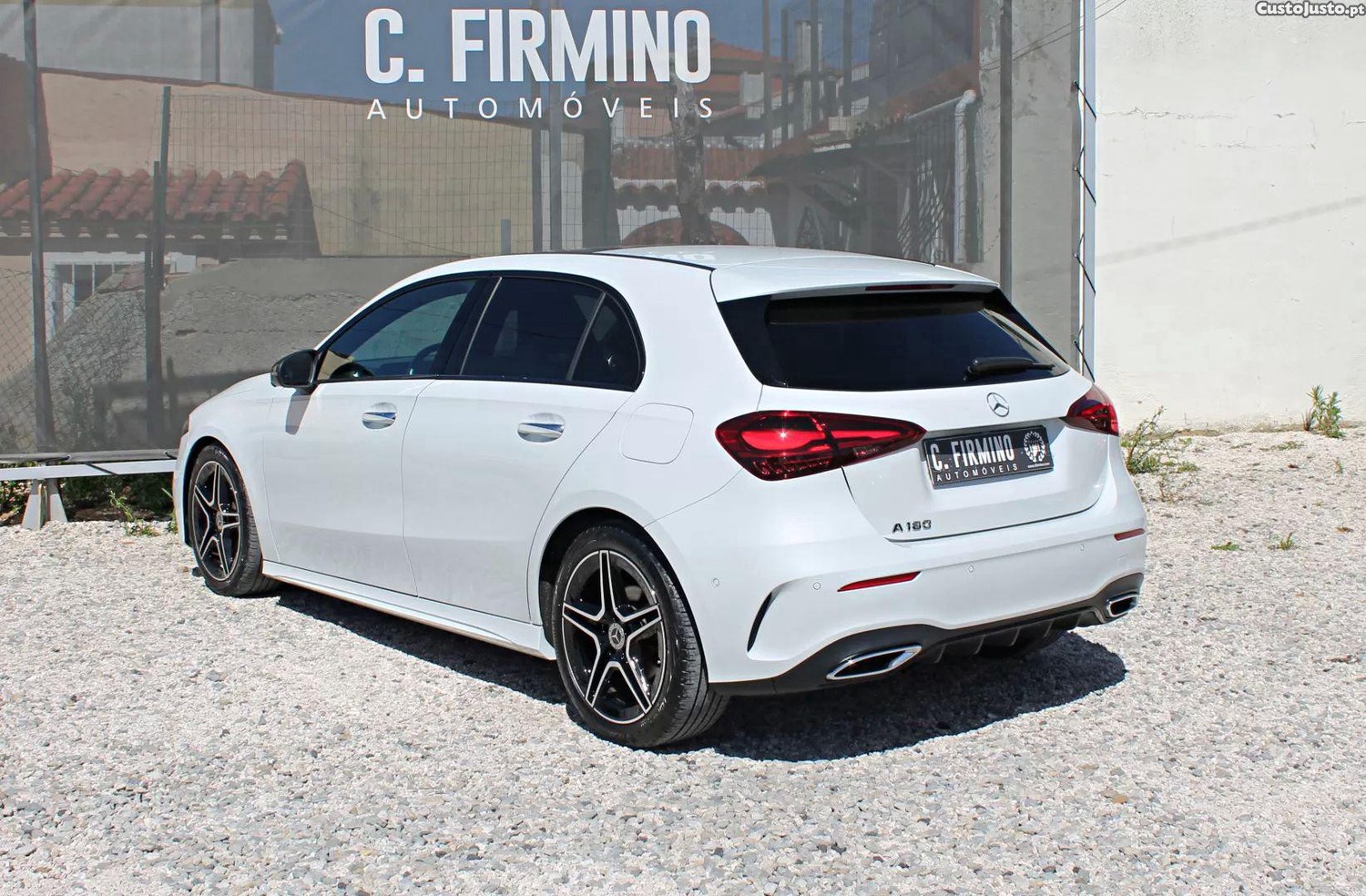 Mercedes-Benz A 180 7g-dct amg line — fotografia 17