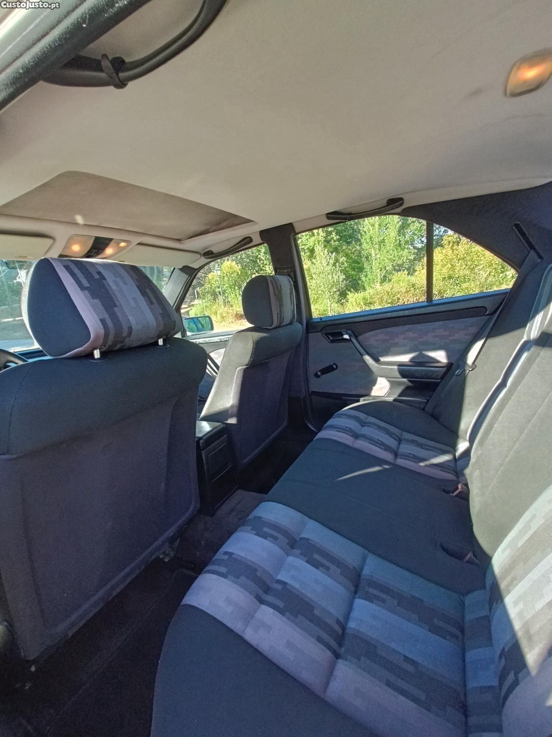 Mercedes-Benz C 220 D (202 121) — fotografia 6