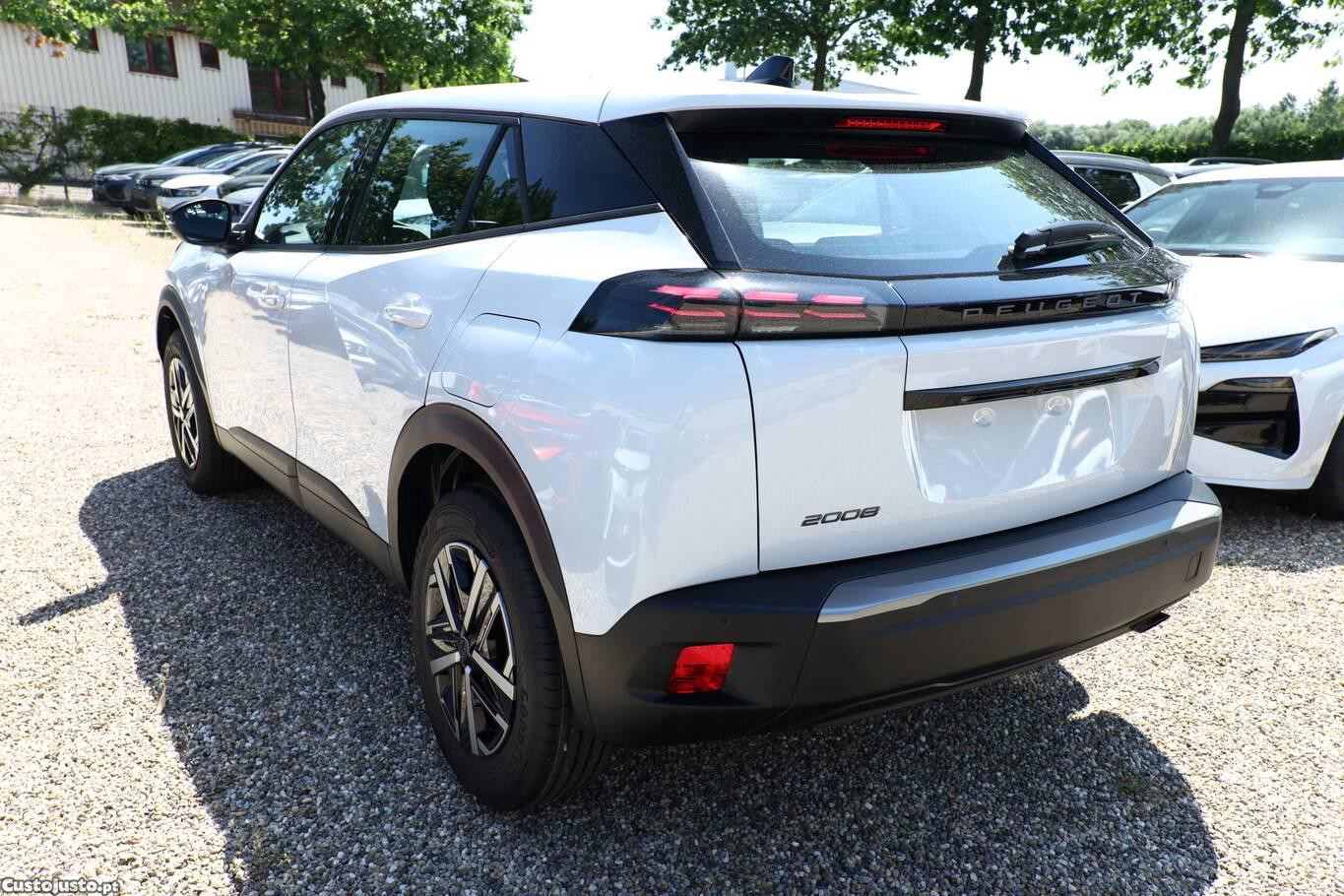 Peugeot 2008 STYLE 100CV COM EXTRAS - 26 — photo 4