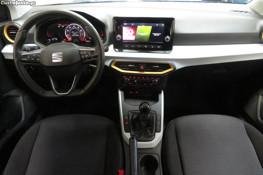 SEAT Arona 1.0 TSI Style — fotografia 24