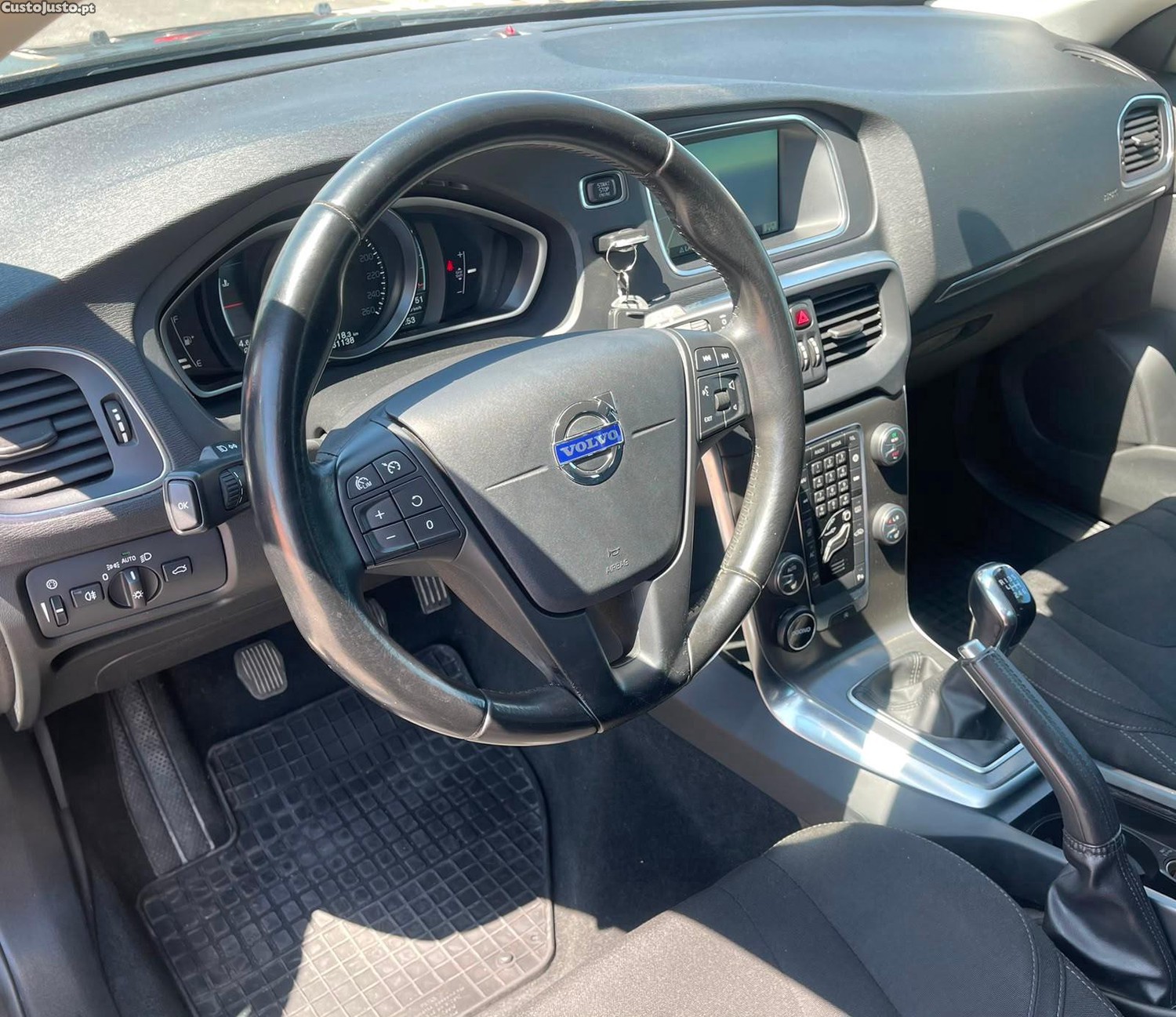 Volvo V40 1.6 D2 Summum Eco — fotografia 8
