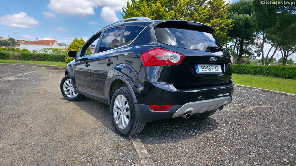 Ford Kuga 2.0 TDCi Titanium - 08 — photo 5