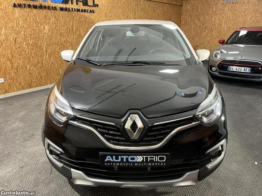 Renault Captur 1.5 dCi Exclusive — photo 2