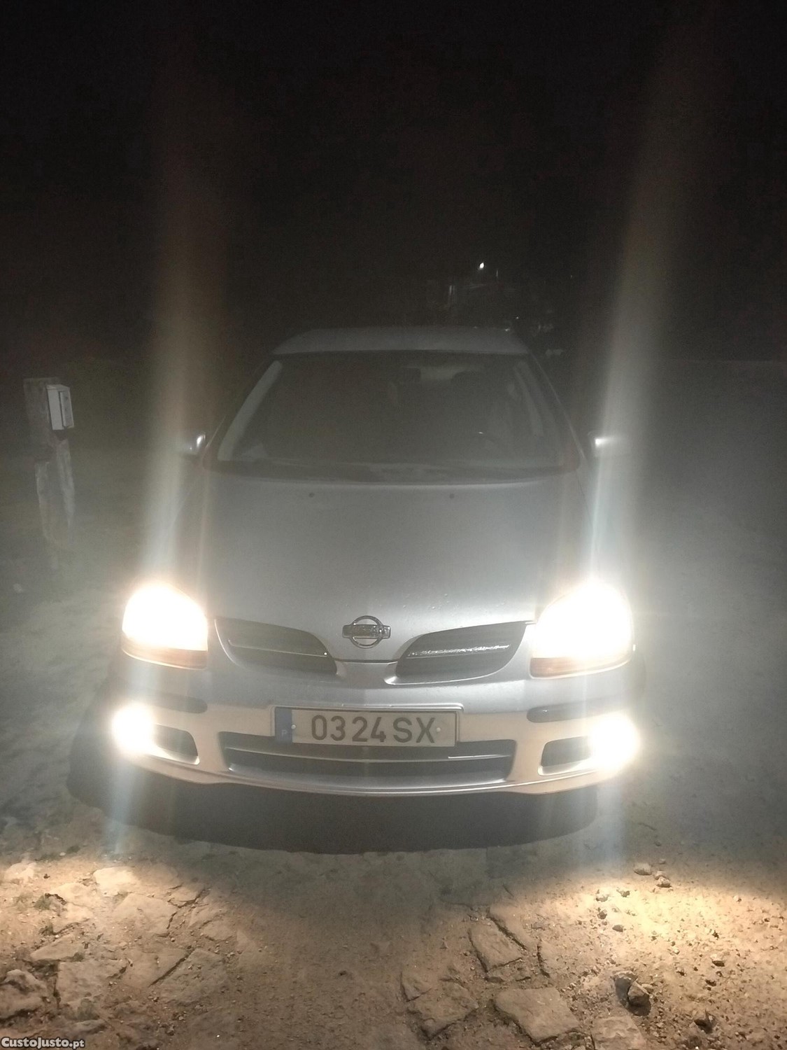 Nissan Almera Tino - 02 — photo 3