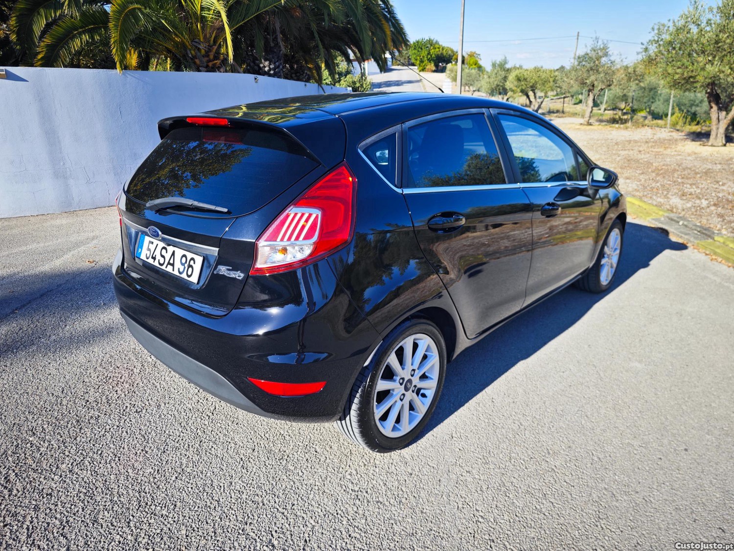 Ford Fiesta 1.5 TDCi Titanium - 16 — photo 3