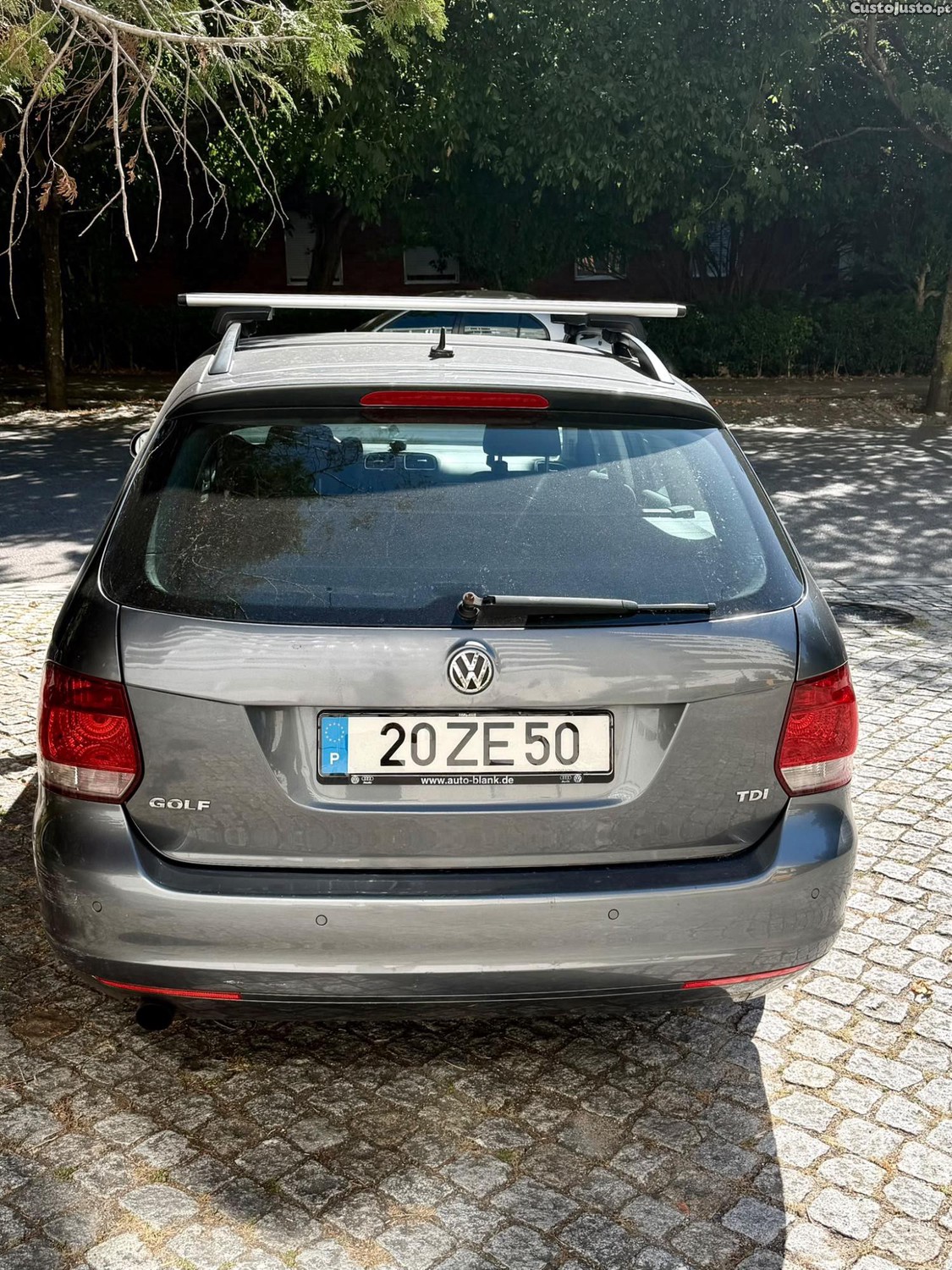 VW Golf 1.6 DTI - 09 — photo 4