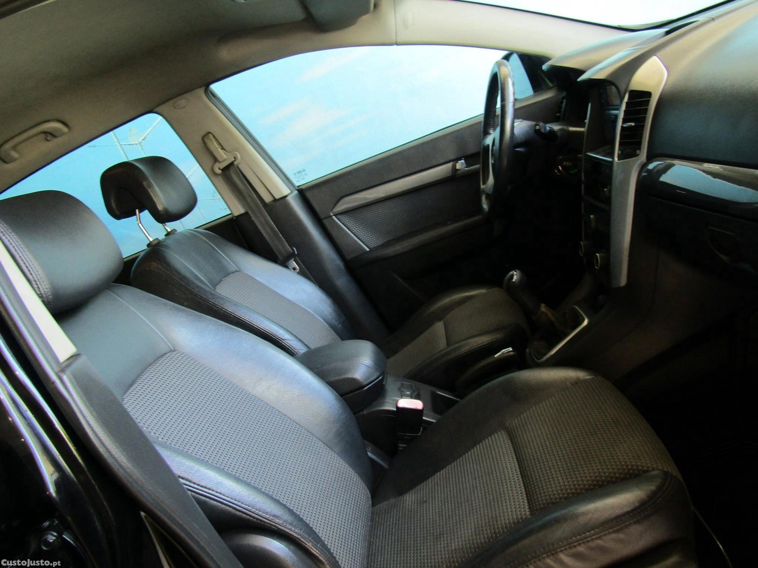 Chevrolet Captiva 2.0 VCDi Seven — fotografia 3