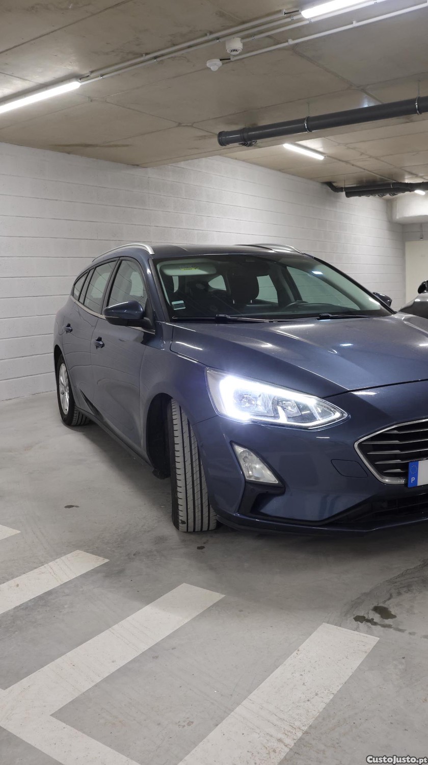 Ford Focus Titanium — fotografia 13