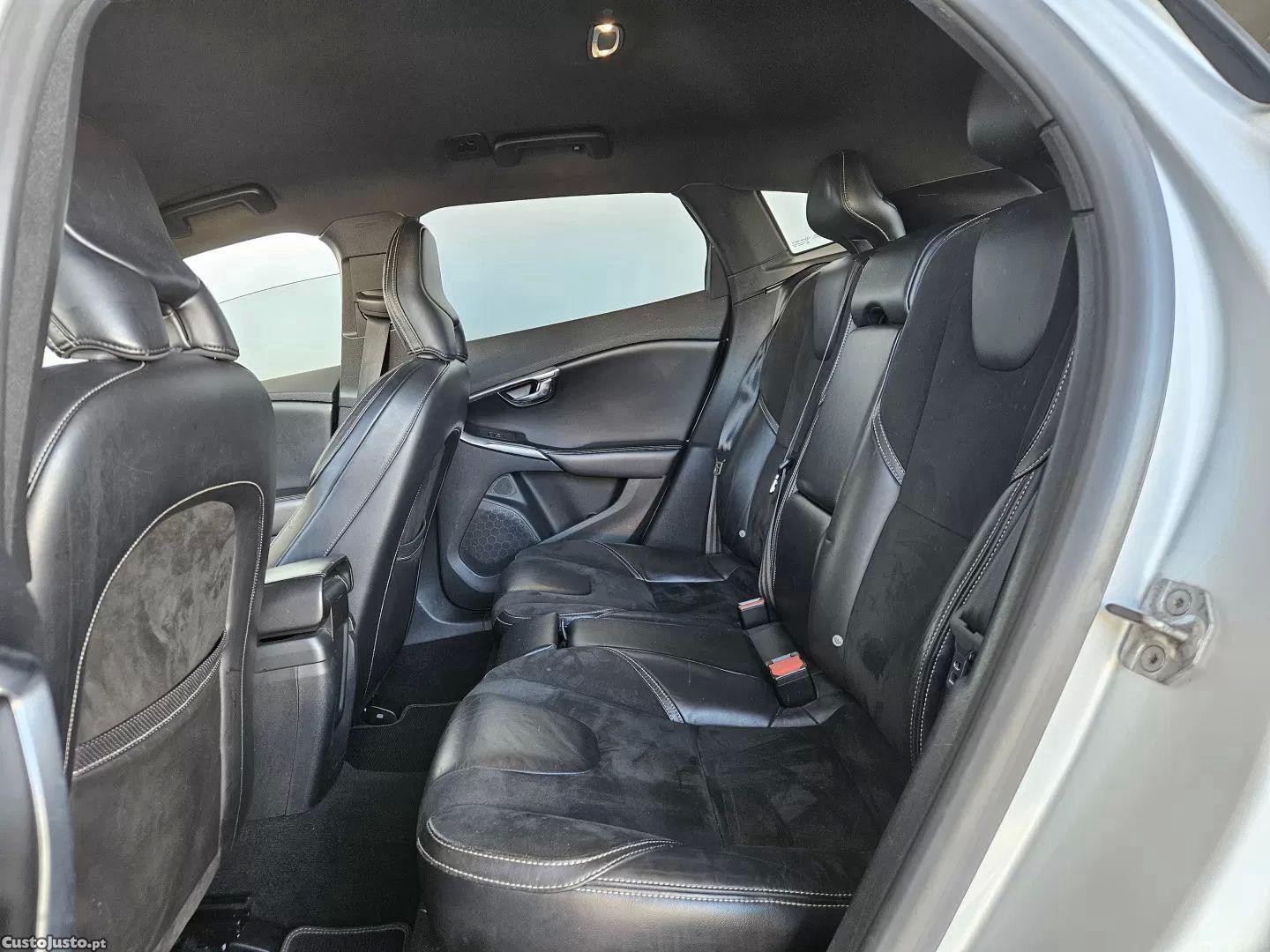 Volvo V40 2.0 d4 r-design - 14 — photo 5