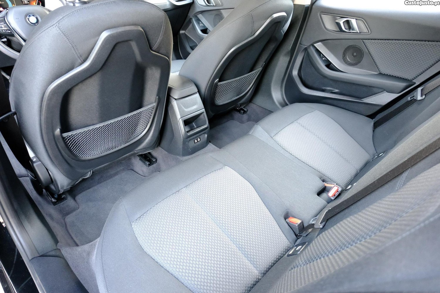BMW 116 d Advantage — fotografia 16