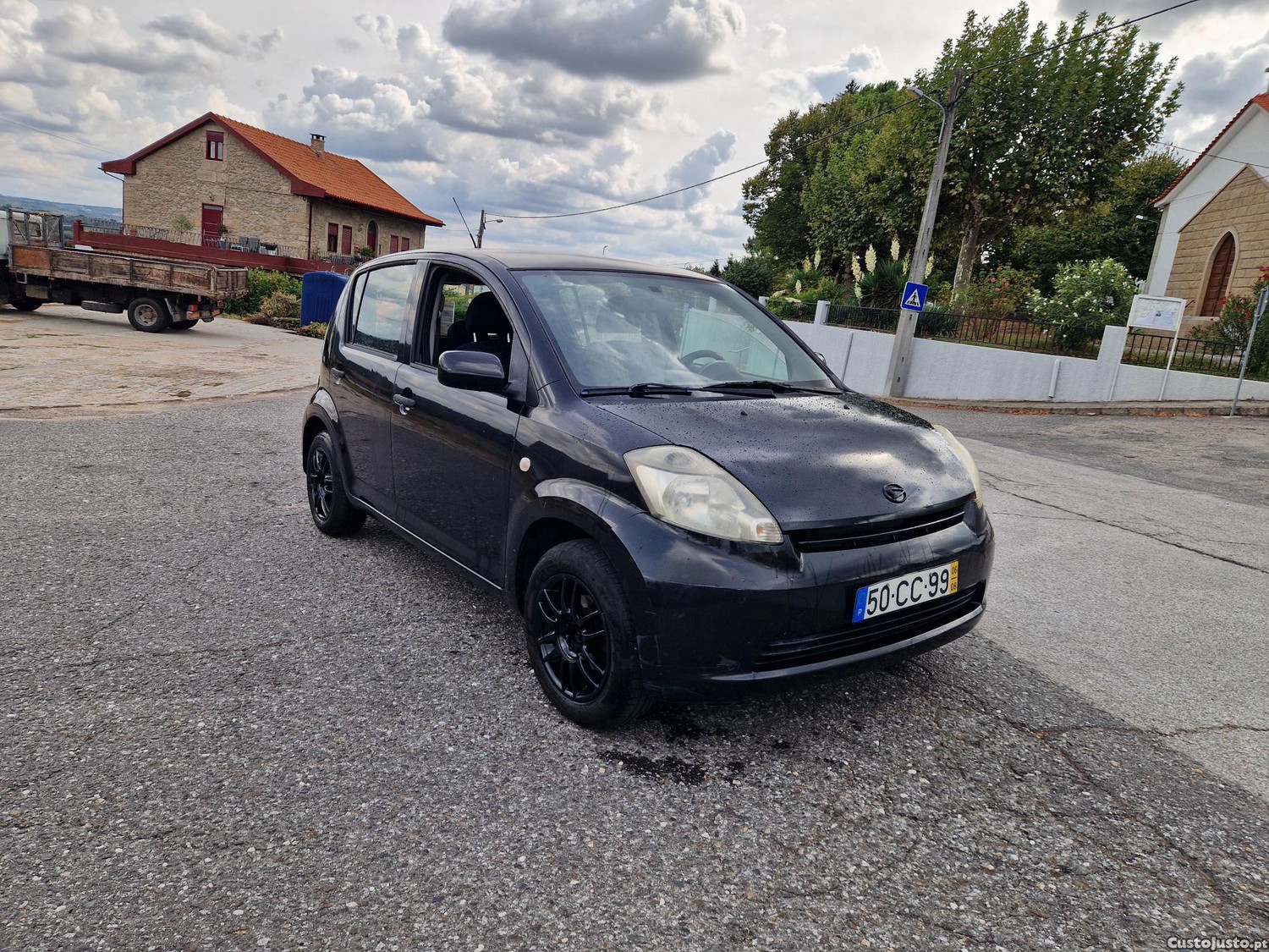 Daihatsu Sirion 1.0 - 06 — photo 2