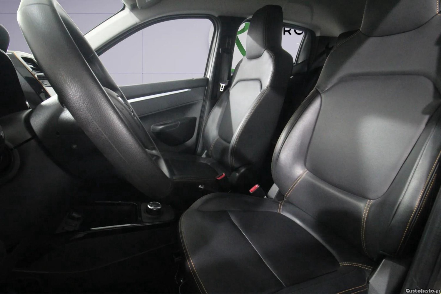 Dacia Spring Comfort Plus — fotografia 12