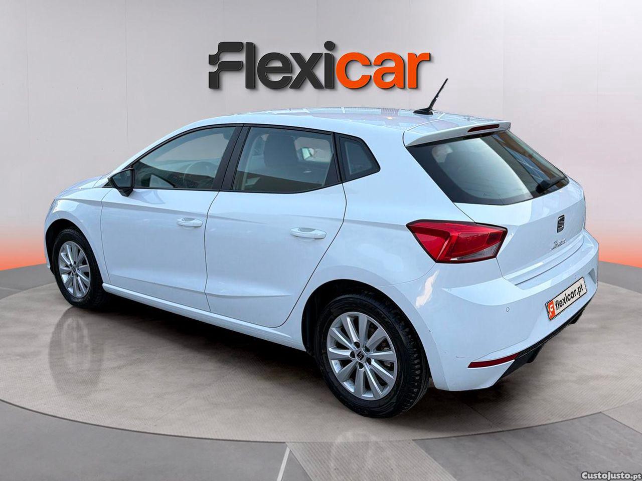 Seat Ibiza 1.0 TSI Style DSG - 24 — photo 5