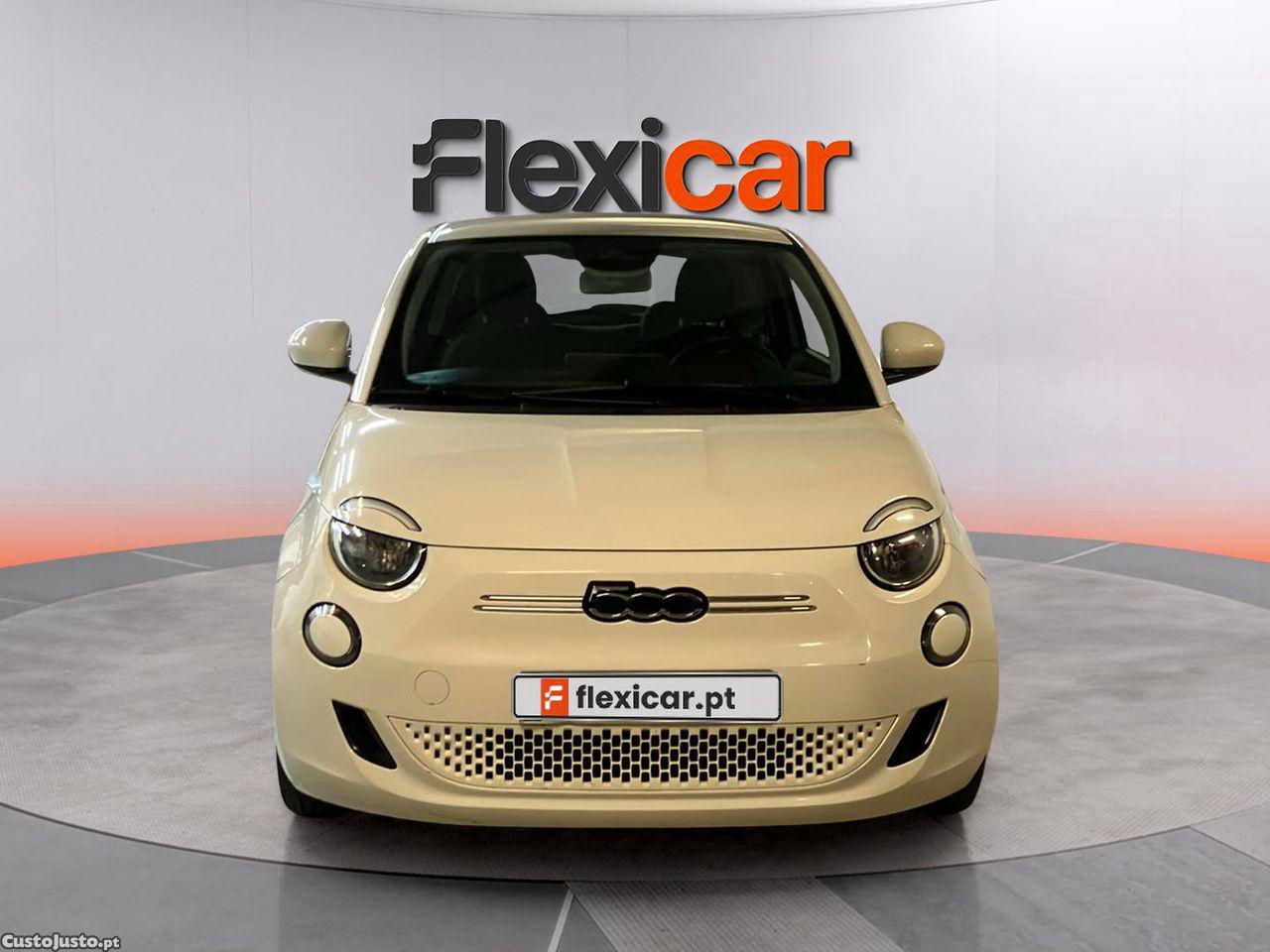 Fiat 500 e Icon Plus 42 KWh — fotografia 21