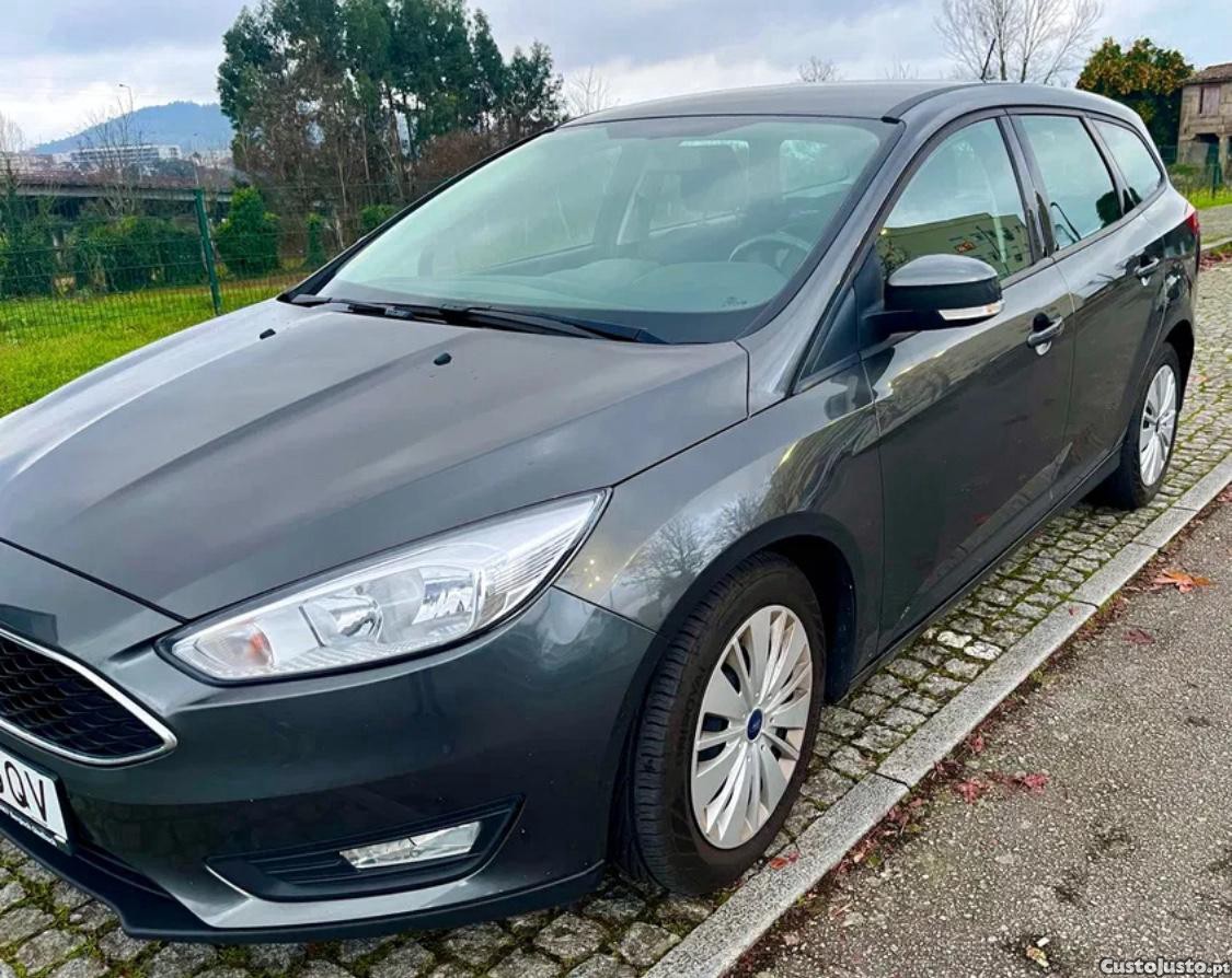 Ford Focus Sw 1.5 Tdci — fotografia 3