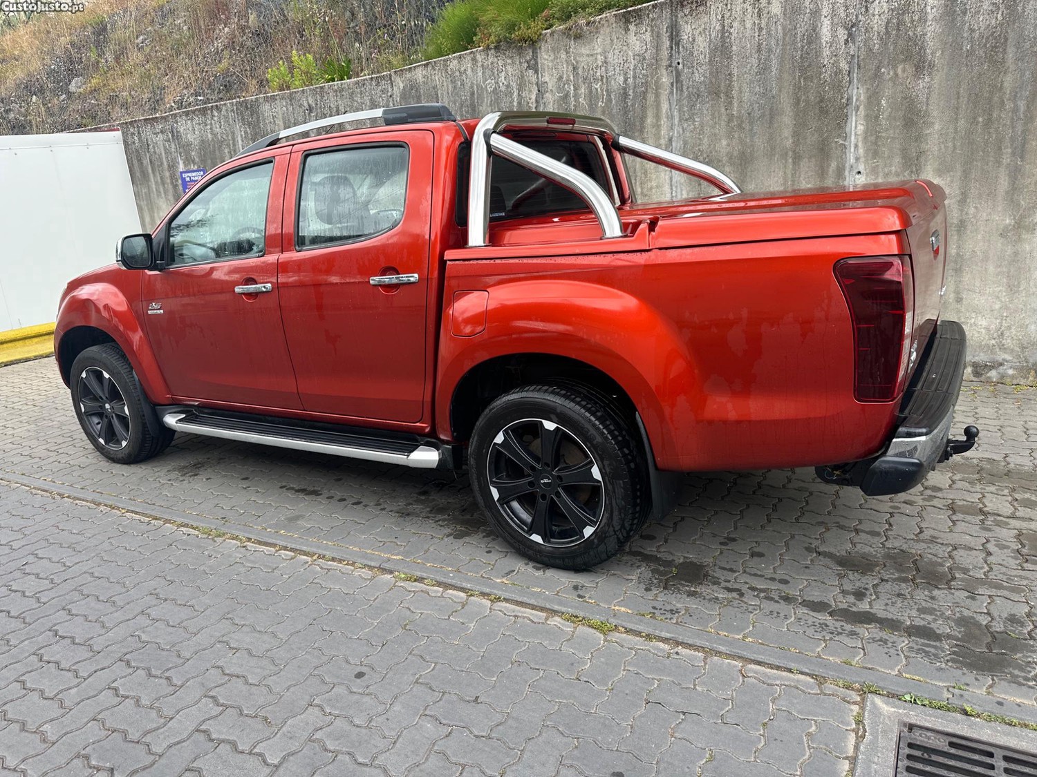 Isuzu D-Max 4x4 — fotografia 4
