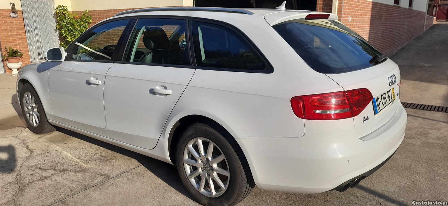 Audi A4 Avant - 14 — photo 3