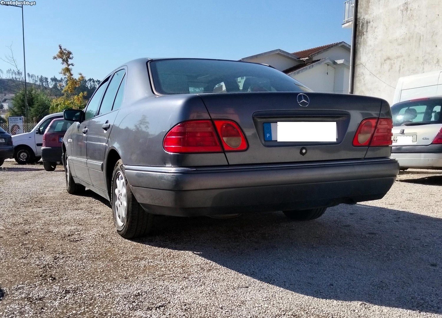Mercedes-Benz E 220 2.2 Automático - 95 — photo 3