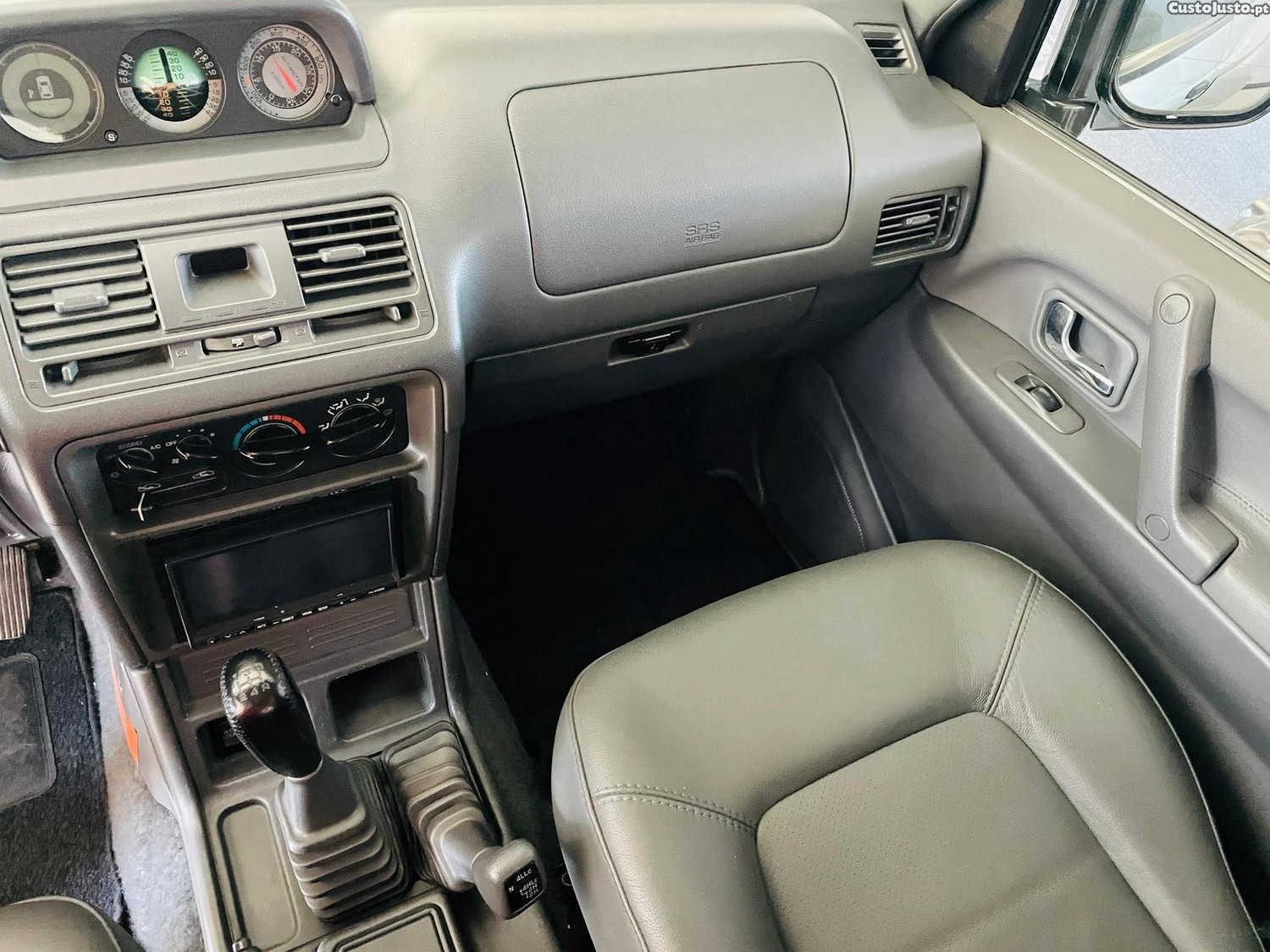 Mitsubishi Pajero 2.8 TD Desert - 00 foto 5