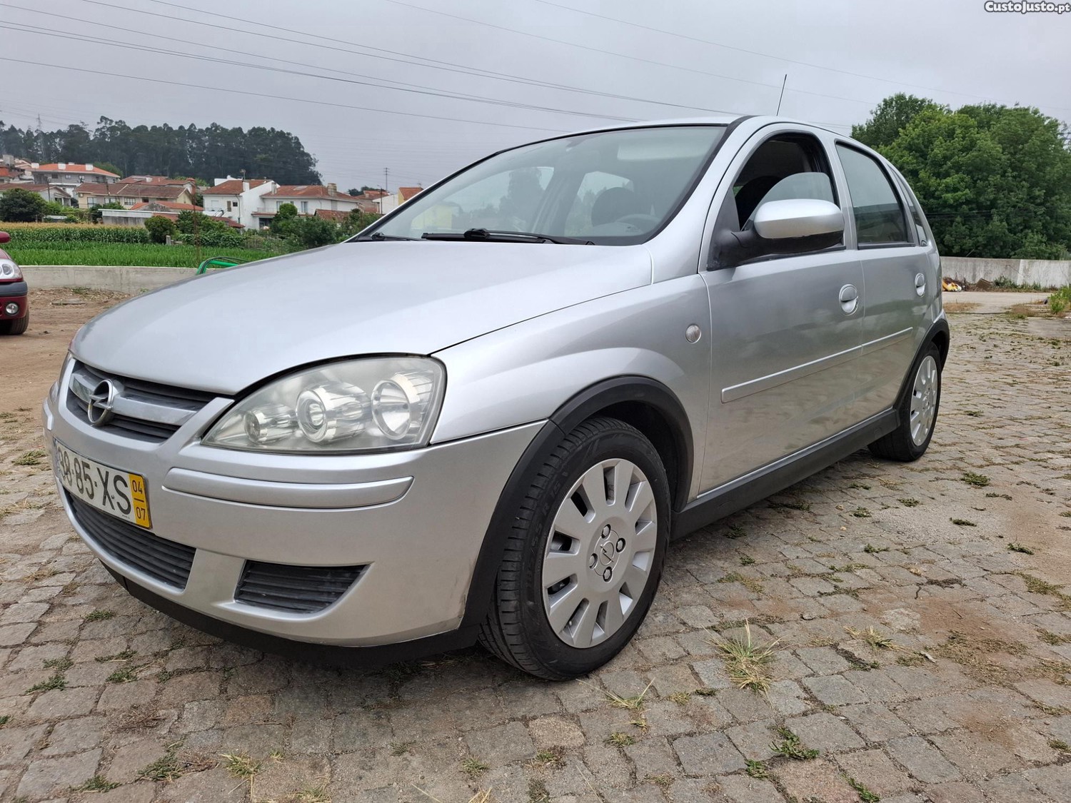 Opel Corsa Twinport — fotografia 9