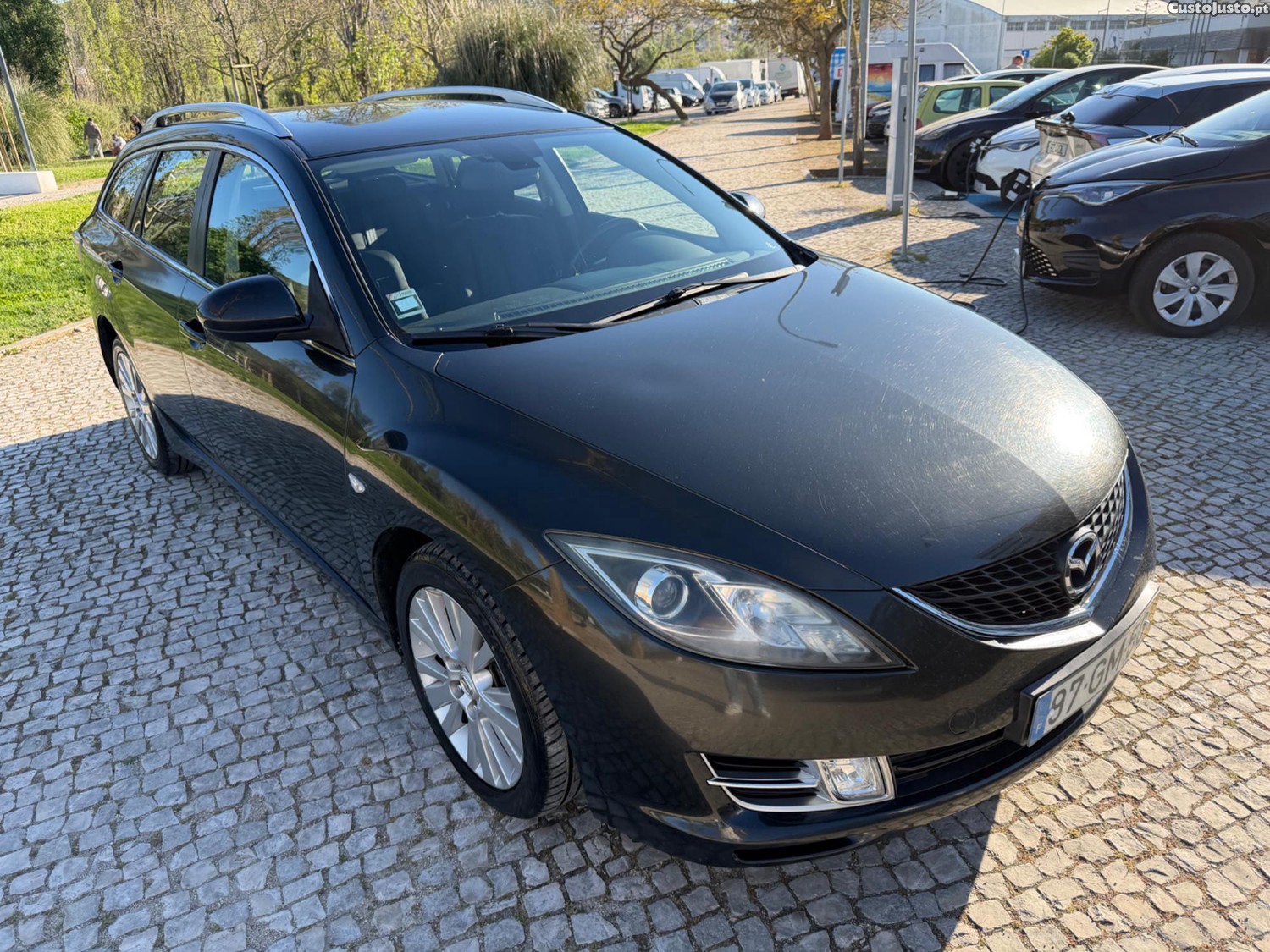 Mazda 6 SW 2.0 CD - 08 foto 4