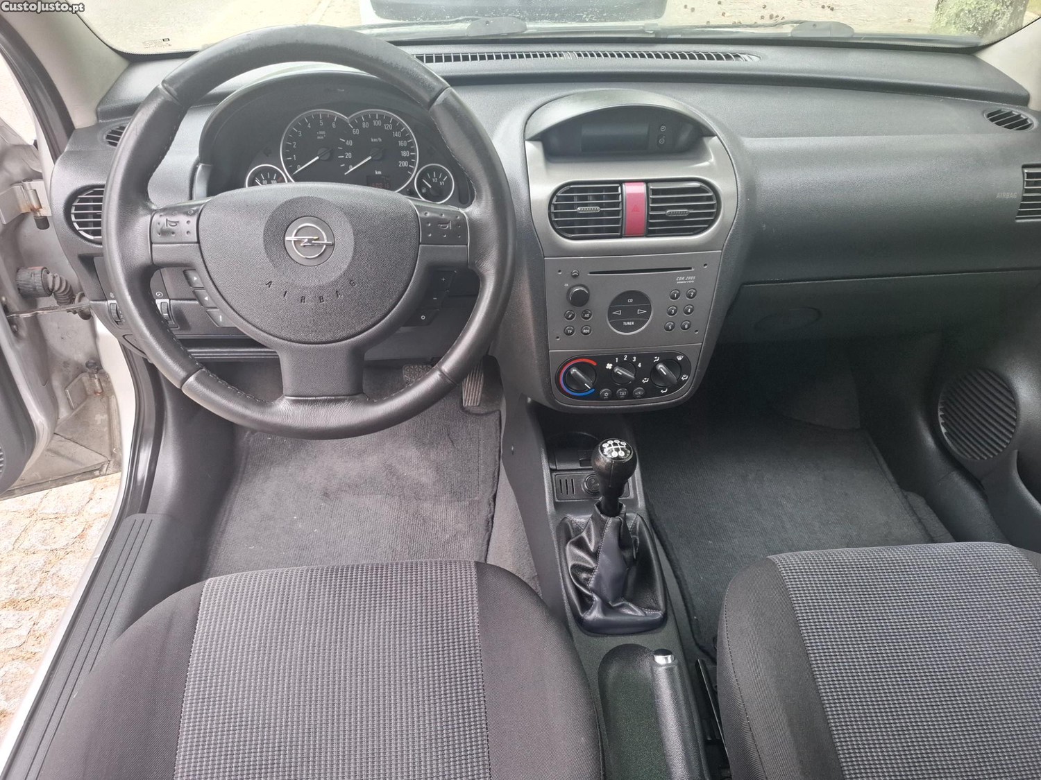 Opel Corsa Twinport — fotografia 4