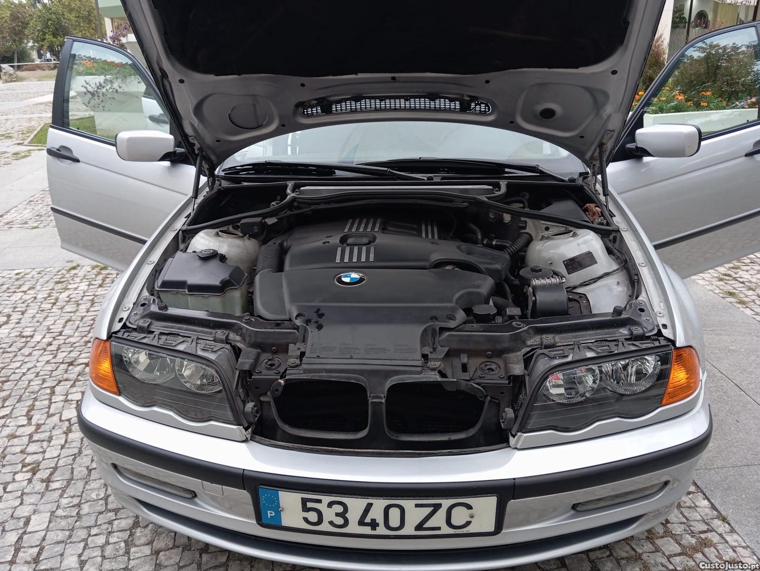 BMW 320 320d - 01 — photo 5