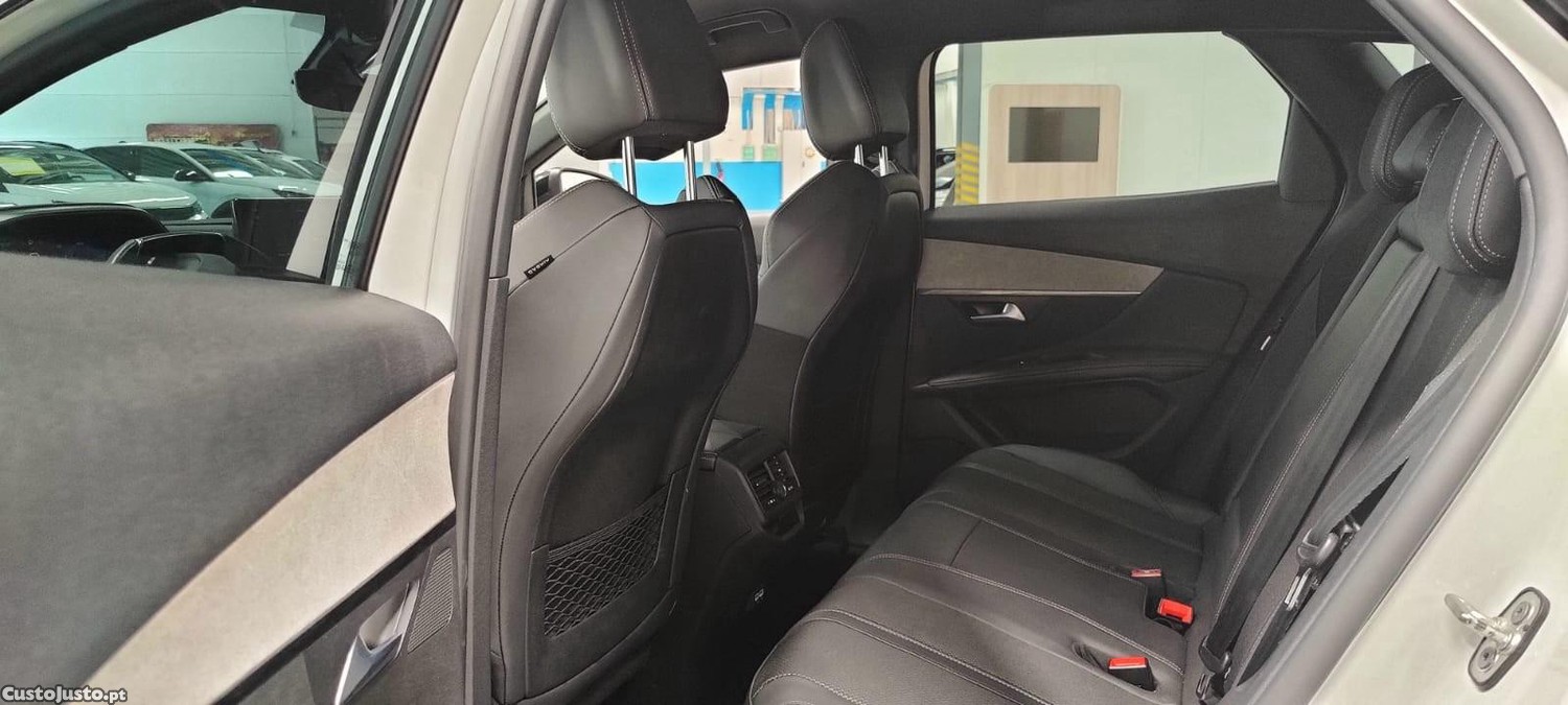 Peugeot 3008 1.6 Hybrid GT e-EAT8 — fotografia 5