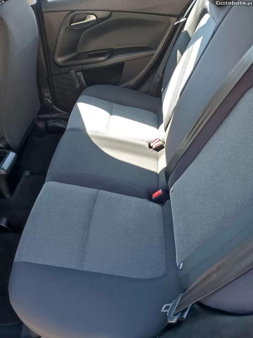 Fiat Tipo 1.3 m-jet easy — fotografia 4