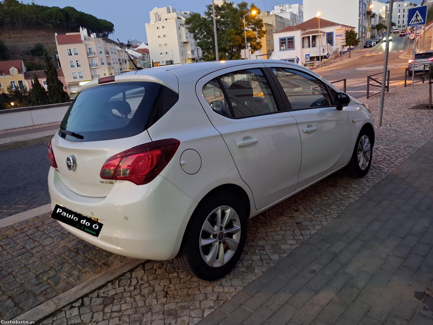 Opel Corsa 1.3 CDTi Edition-Pack 95cv - 16 — photo 2