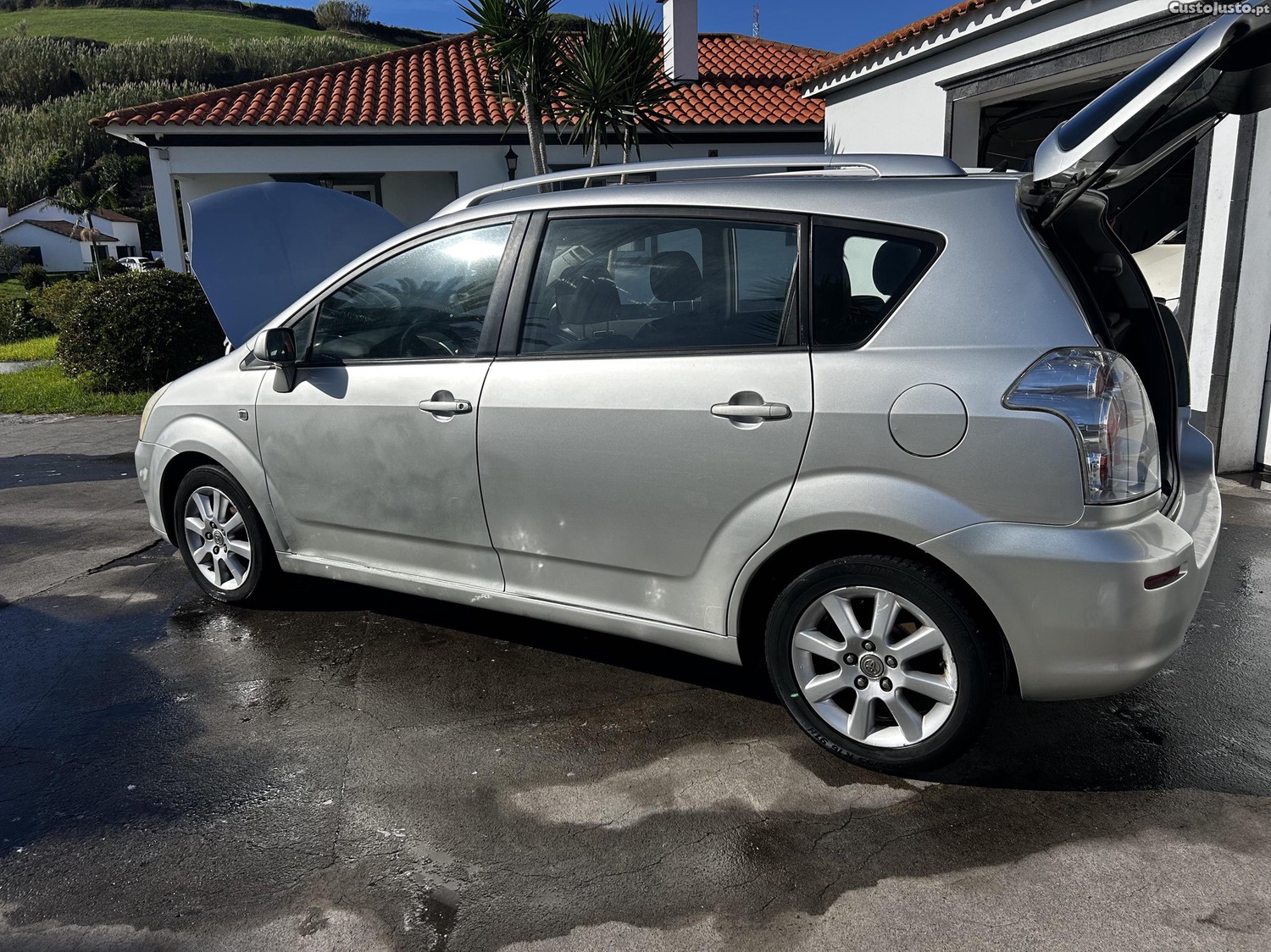 Toyota Verso Corrola verso - 06 — photo 2